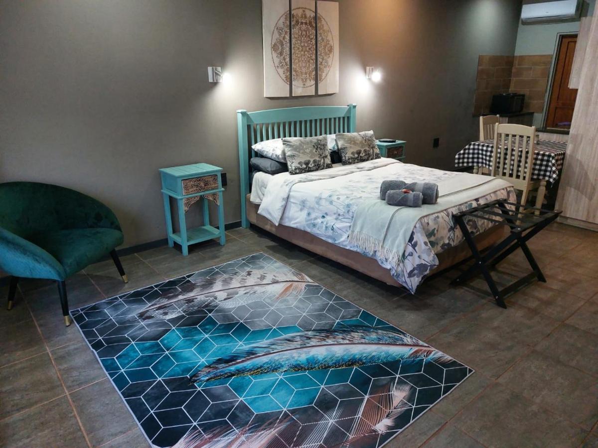 Wisteria Lane Guesthouse Postmasburg Экстерьер фото