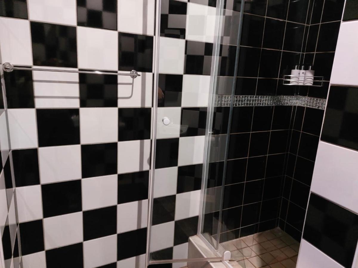 Wisteria Lane Guesthouse Postmasburg Экстерьер фото
