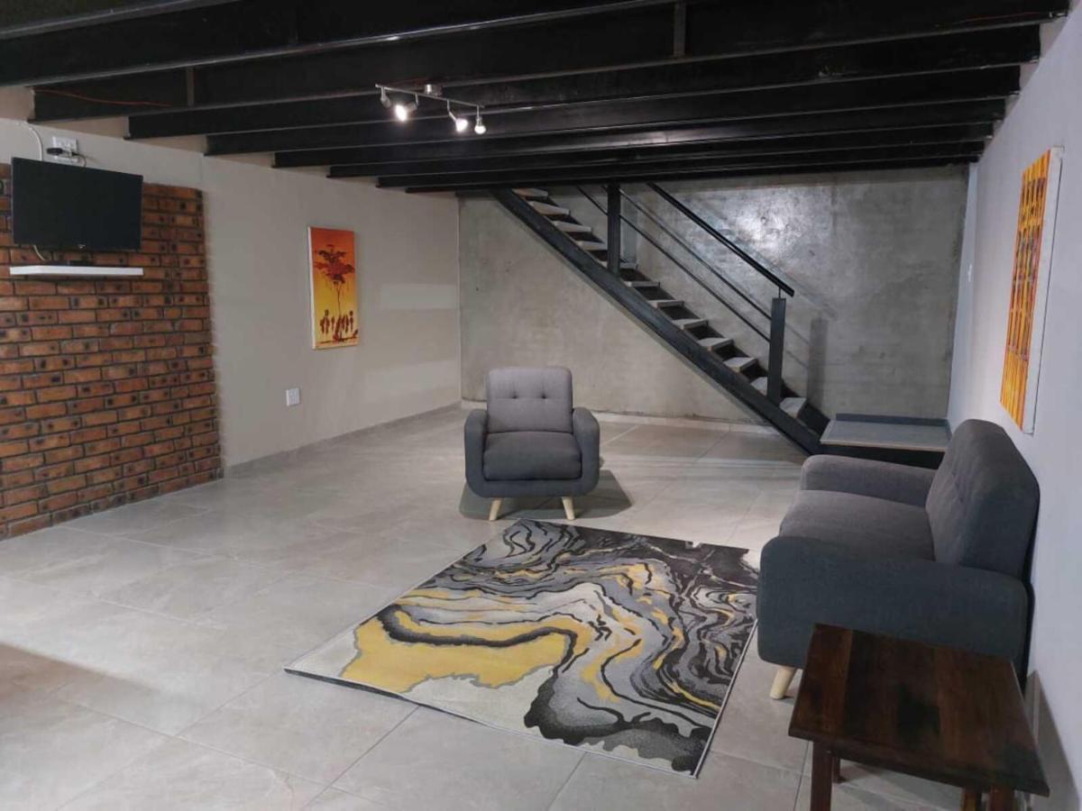 Wisteria Lane Guesthouse Postmasburg Экстерьер фото