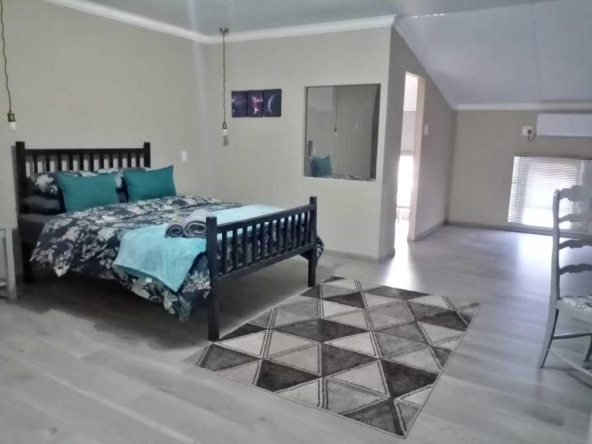 Wisteria Lane Guesthouse Postmasburg Экстерьер фото