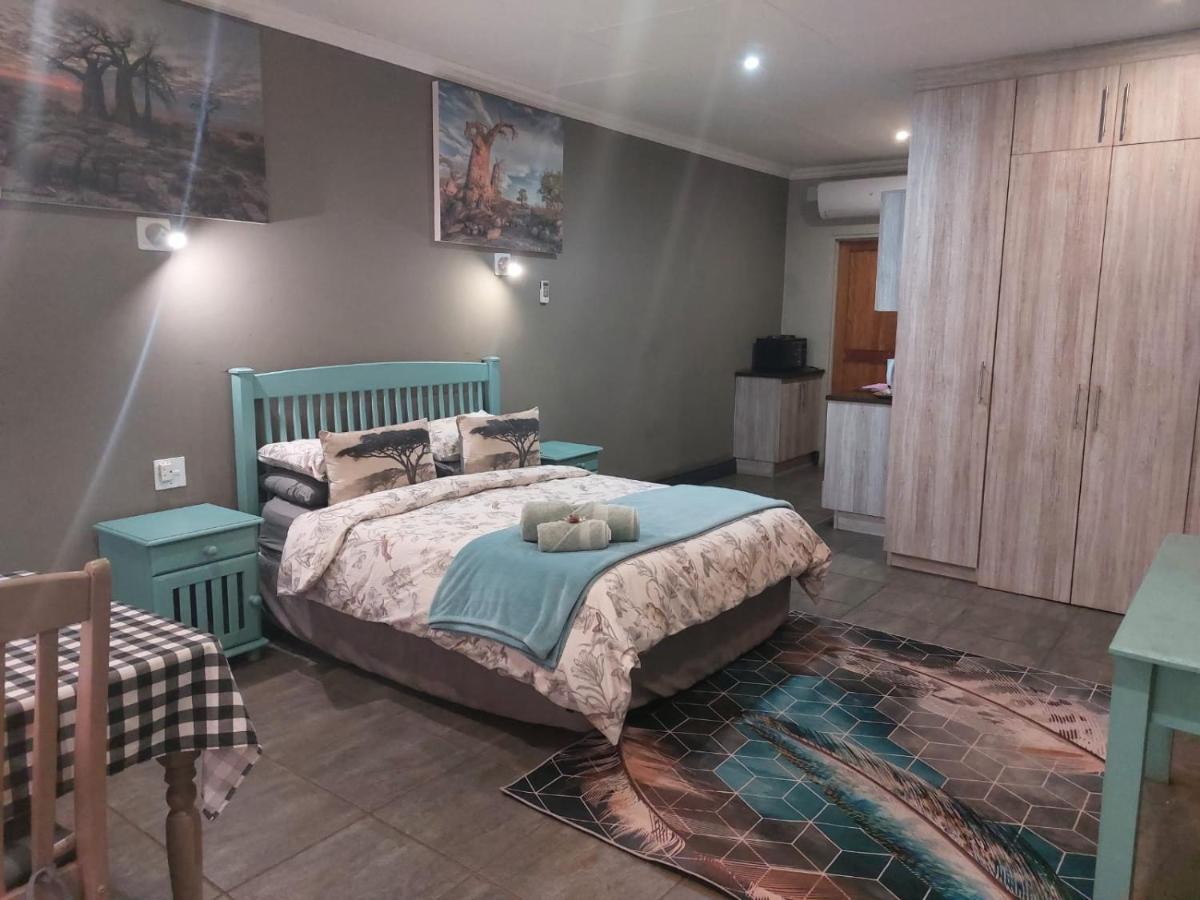 Wisteria Lane Guesthouse Postmasburg Экстерьер фото