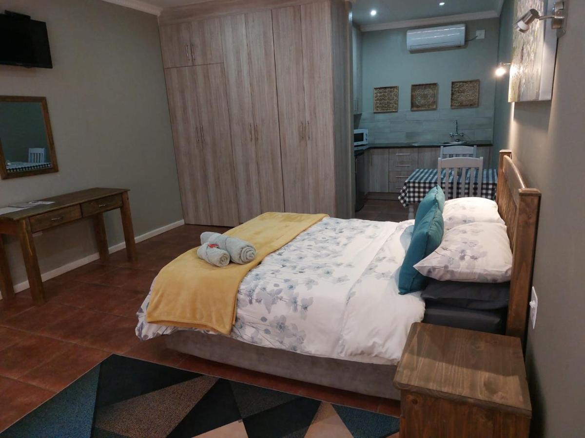 Wisteria Lane Guesthouse Postmasburg Экстерьер фото